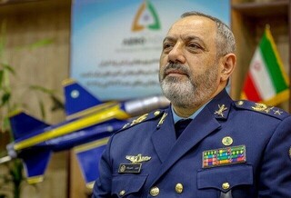 وزیر دفاع: سرریز علم و دانش وزارت دفاع را به صنایع غیرنظامی منتقل می‌کنیم