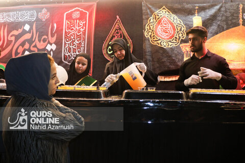 موکب های پذیرایی از زائران در مشهد
