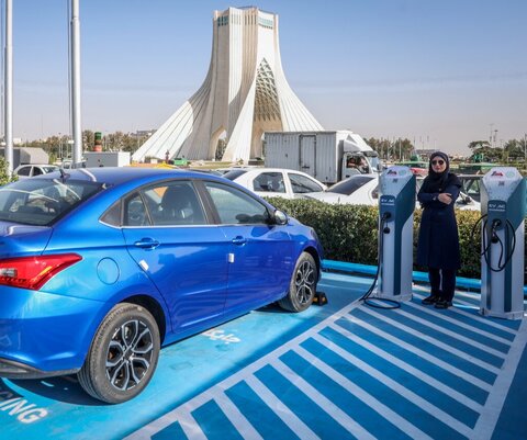 تاکسیهای برقی بدون دغدغه انرژی میگیرند