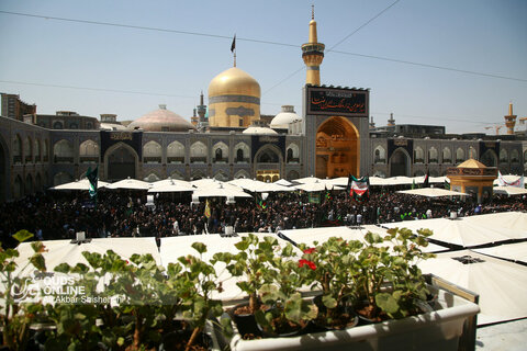 مراسم عزاداری ۲۸ صفر در حرم مطهر رضوی