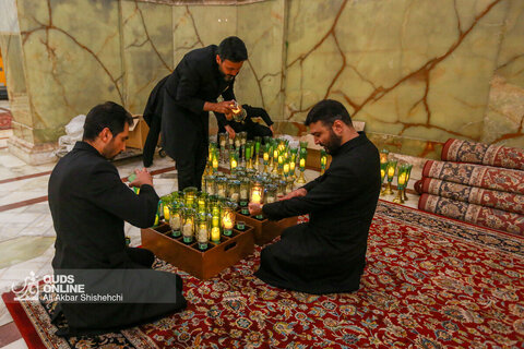آیین خطبه خوانی شب شهادت امام رضا علیه‌السلام در حرم مطهر رضوی