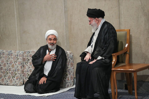 مراسم عزاداری شهادت امام رضا(ع) با حضور مقام معظم رهبری