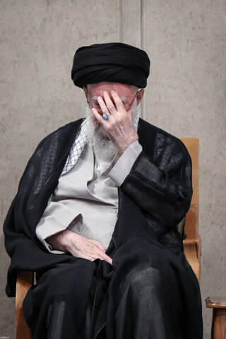 مراسم عزاداری شهادت امام رضا(ع) با حضور مقام معظم رهبری