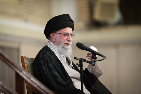 مراسم عزاداری شهادت امام رضا(ع) با حضور مقام معظم رهبری