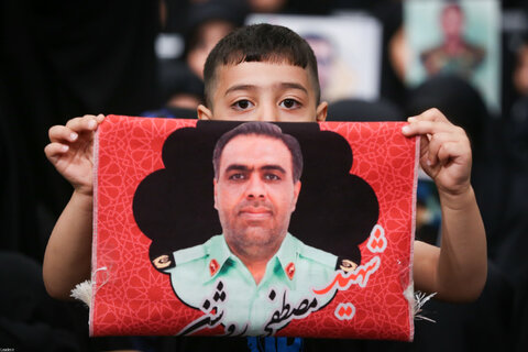 مراسم عزاداری شهادت امام رضا(ع) با حضور مقام معظم رهبری