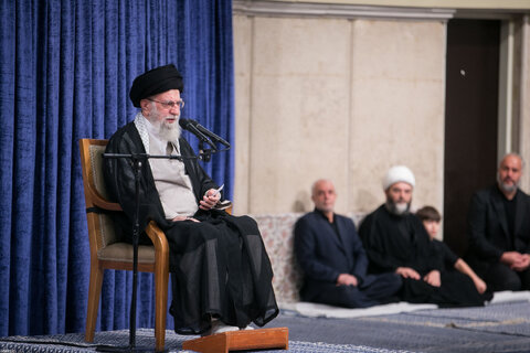 مراسم عزاداری شهادت امام رضا(ع) با حضور مقام معظم رهبری