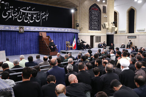 مراسم عزاداری شهادت امام رضا(ع) با حضور مقام معظم رهبری