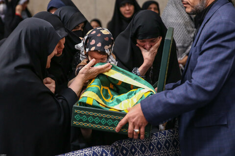 مراسم عزاداری شهادت امام رضا(ع) با حضور مقام معظم رهبری