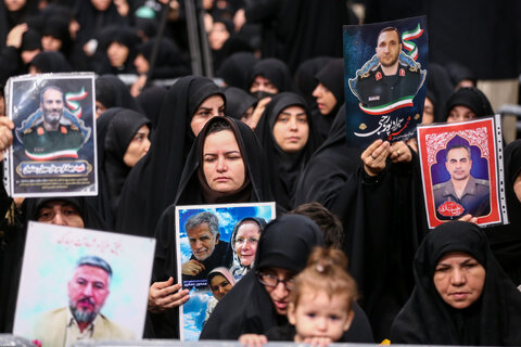 مراسم عزاداری شهادت امام رضا(ع) با حضور مقام معظم رهبری