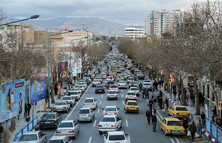 فریاد خیابان‌های سنندج از حجم بالای ماشین‌ها