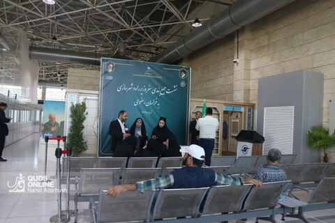 نشست جمع‌بندی سفر وزیر راه و شهرسازی به خراسان رضوی