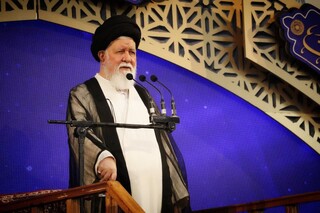 آیت‌الله علم‌الهدی: مکانیزم ماشه، عملیات روانی دشمن برای غفلت از جبهه اقتصادی و فرهنگی است