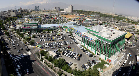 کارت ۴۰۰ میلیارد تومانی لوازم خانگی به آسیبدیدگان جنگ تحمیلی در تهران اهدا شد