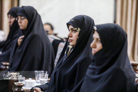دیدار جمعی از دانش‌آموزان نخبه خراسان رضوی با تولیت آستان قدس رضوی