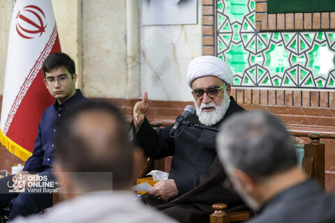 دیدار جمعی از دانش‌آموزان نخبه خراسان رضوی با تولیت آستان قدس رضوی