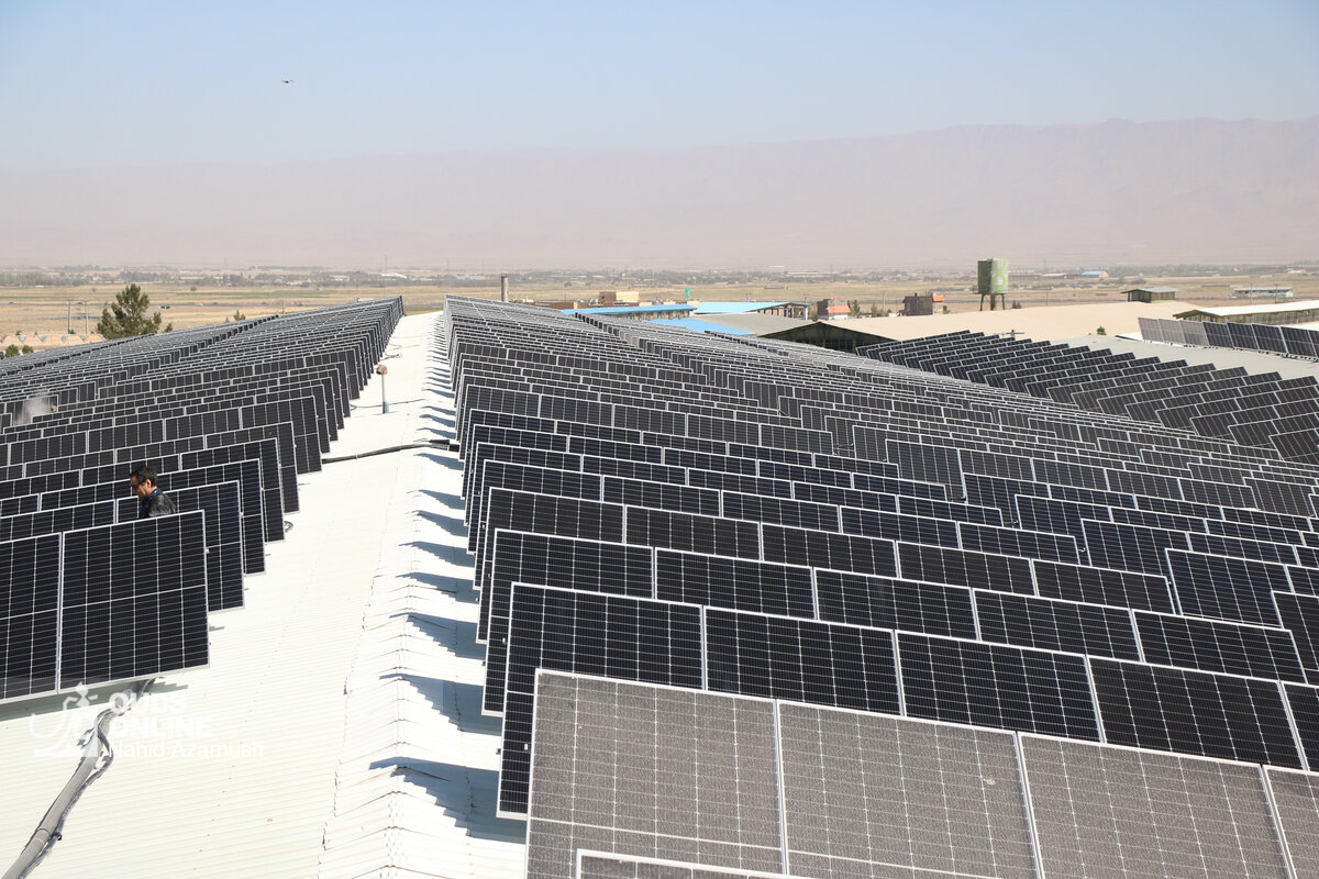 نیروگاه تجدیدپذیر پنج مگاواتی زاوه خراسان رضوی به بهره‌برداری رسید