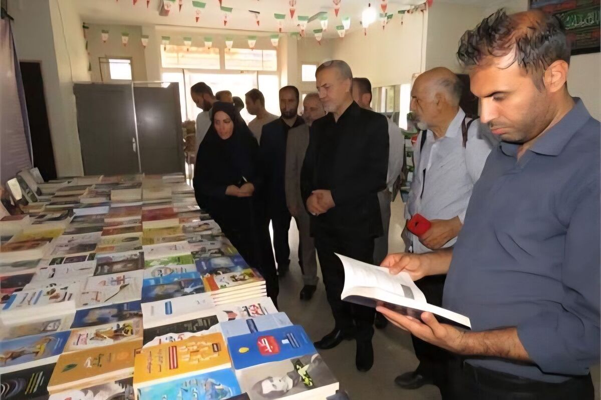 ناشران همدان در تنگنا، از گرانی کاغذ تا افزایش بی رویه هزینه های تولید