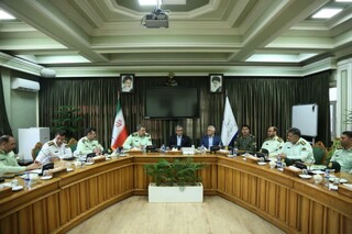 استاندار خراسان رضوی: نیروی انتظامی همواره با قدرت در کنار دولت بوده است