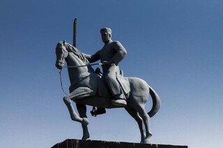 شهید رئیسعلی دلواری نماد مقاومت و پایداری ملت ایران است