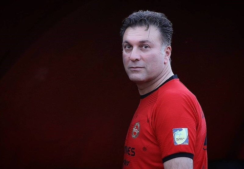 مظفری‌زاده: صحبتی با سپاهان برای رضایت‌نامه آلوز نداشتیم/ هر مشکلی راه‌ حلی دارد!