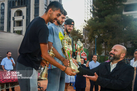 فینال مسابقات جایزه بزرگ هزار امتیازی تنیس کشور در مشهد
