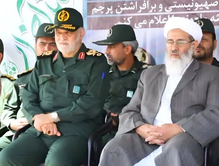 فرمانده سپاه امام رضا(ع): اتحاد مقدس کلید پیروزی انقلاب اسلامی و پیشرفت ایران است