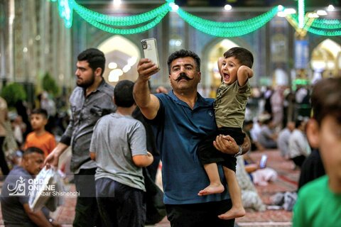 حال و هوای حرم مطهر رضوی در شب میلاد رسول اکرم (ص)
