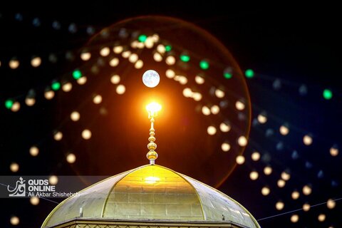 حال و هوای حرم مطهر رضوی در شب میلاد رسول اکرم (ص)