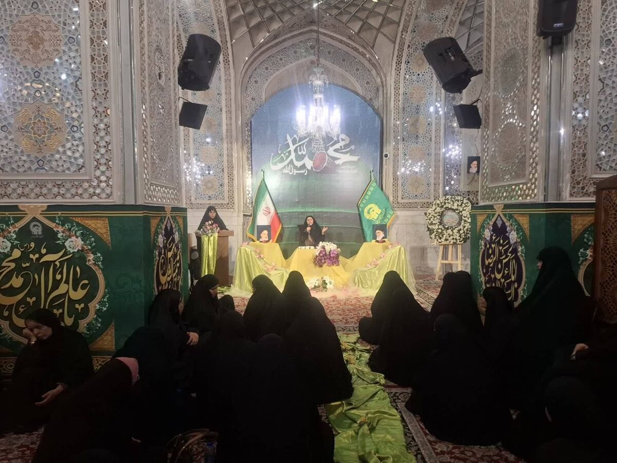 برگزاری جشن بزرگ"بانوی نبوی" در حرم مطهر رضوی برگزاری جشن بزرگ"بانوی نبوی" در حرم مطهر رضوی