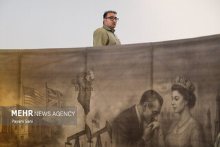 عکس منتخب هفته | از اجرای «فیلارمونیک ارمنستان» در تخت جمشید تا ماه گرفتگی در آسمان ایران