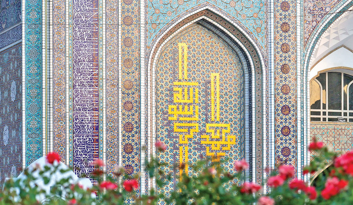 سلوک عاشقانه در حریم نبوی؛ سفری به سوی نور