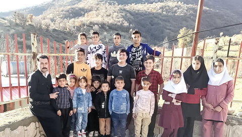 باید چراغ خودمان را روشن کنیم