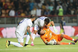 ادعای تاجرنیا پس از جنجال داوری در اهواز: مهدی تاج حق را به استقلال داد!