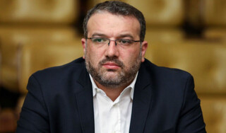 عضو کمیسیون اقتصادی: تخصیص بودجه به نهادهای بی اثر، ظلم به مردم است