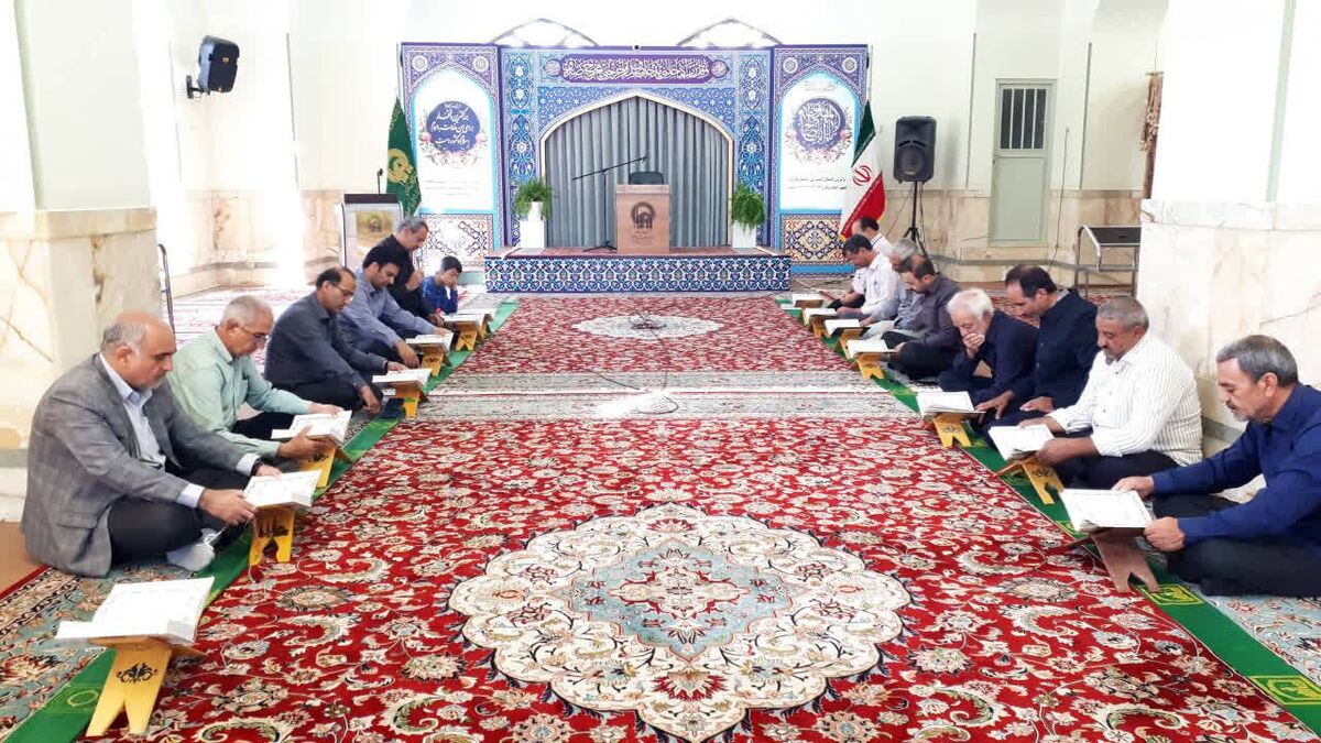 برگزاری ویژه برنامه «اذن خدمت» با حضور کارکنان و خدام زیارتگاه شهید آیت‌الله مدرس(ره)