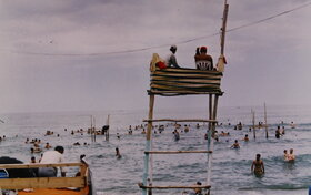 آخرین هفته تعطیلات تابستانی در ساحل خزر - سال ۱۳۸۴