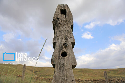 قبرستان چوبی «باغلق»