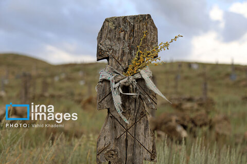 قبرستان چوبی «باغلق»