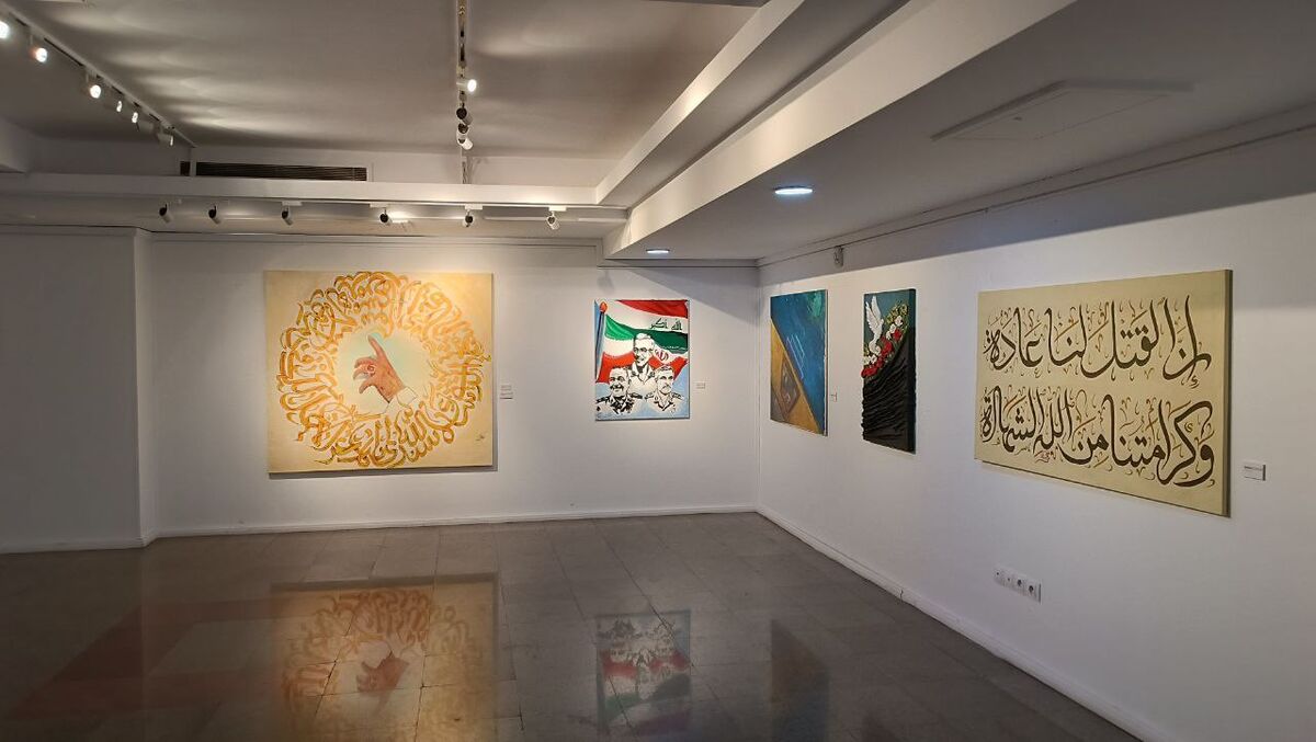 افتتاح یک نمایشگاه با یادی از شهیده منصوره عالیخانی/ هنر می‌تواند در صف نخست جنگ بایستد