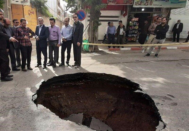 فرونشست ۳ متری در خیابان‌های‌ زابل/ ‌بحران زیرساختی در کمین شهروندان‌