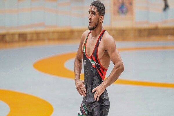 عموزاد: سرباز ایرانم/ در ابتدای راه کشتی هستم و هدفم المپیک است