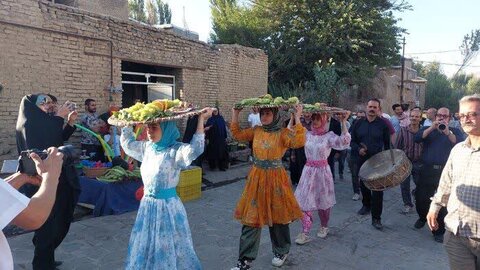 شیره‌پزی سنتی «مانیزان»؛ آیینی با هفت قرن قدمت