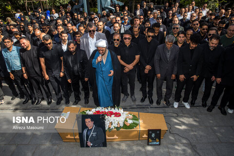 مراسم تشییع پیکر امید جهان