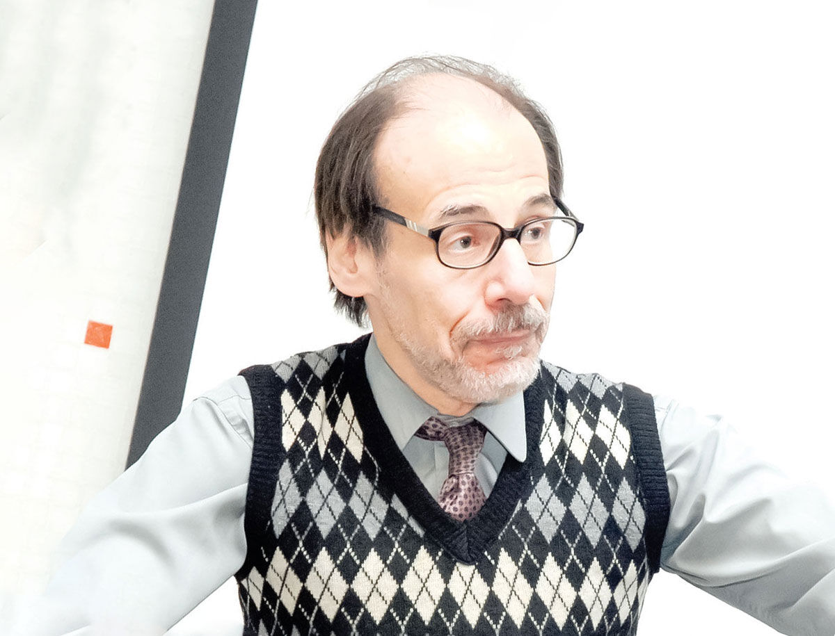 علم، محصول جامعه یا حقیقتی مستقل؟