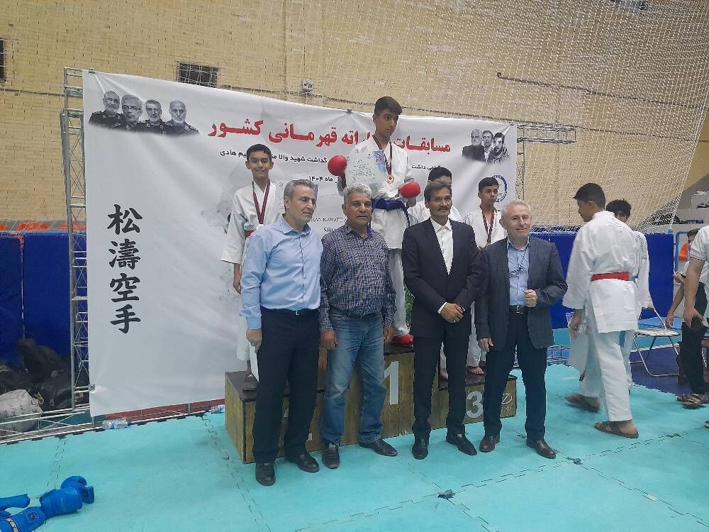 کسب مقام دوم کاراته کشور توسط دانش آموز دبیرستان امام رضا(ع)