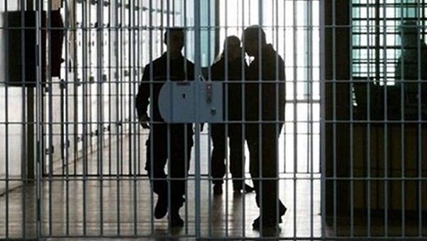 قفل زندان با آخرین حقوق سرباز یزدی باز شد