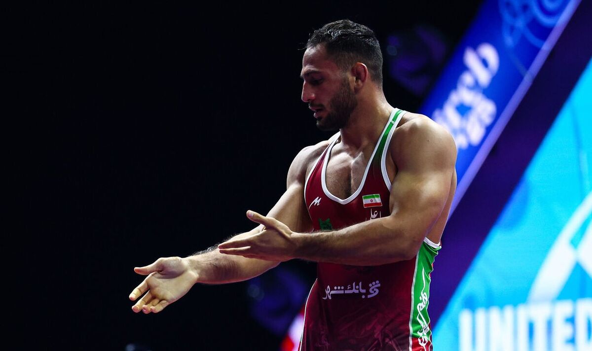 کشتی آزاد قهرمانی جهان؛ آذرپیرا به مدال نقره رسید