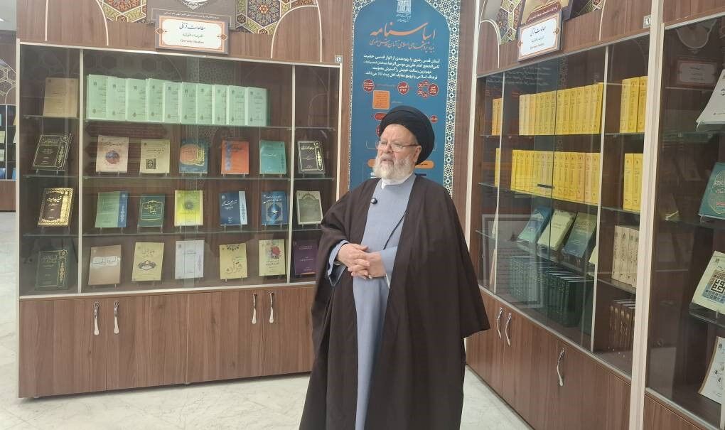 دنیا تشنه معارف اهل‌بیت(ع) است