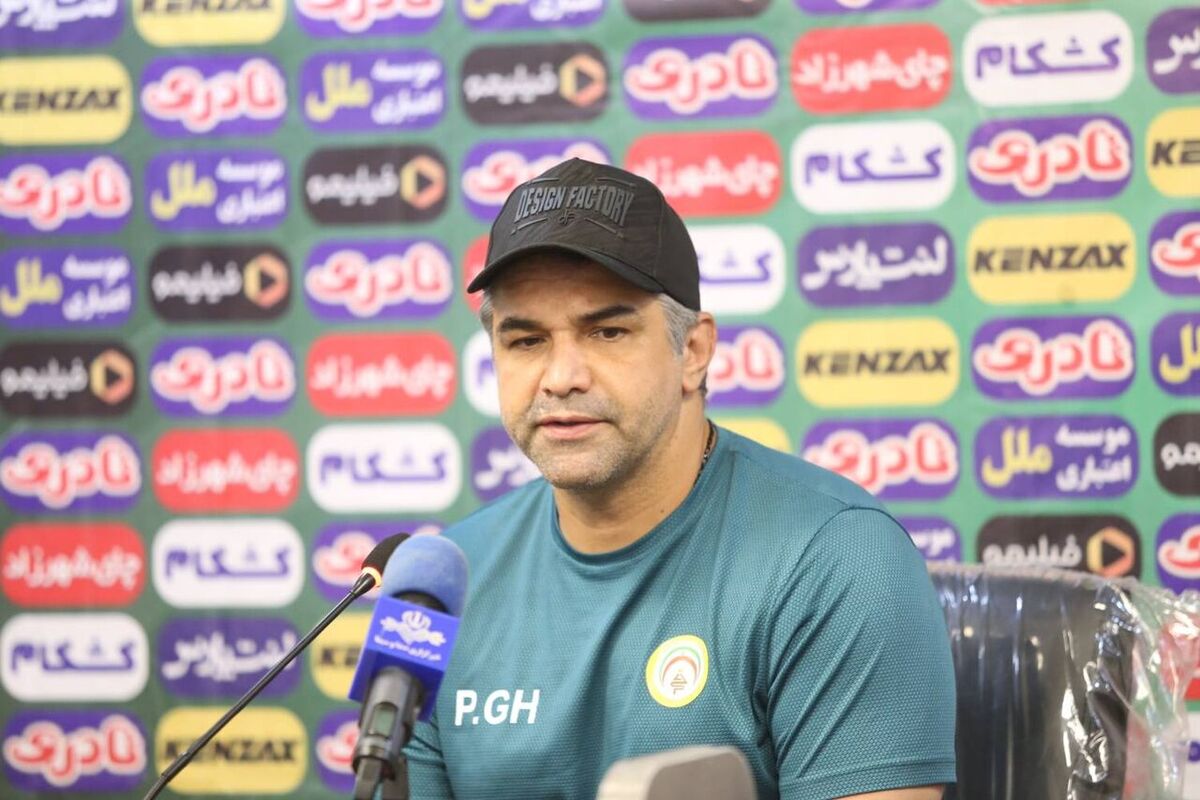 سرمربی فجر سپاسی: با انعطاف تاکتیکی به دنبال شکست ذوب‌آهن هستیم