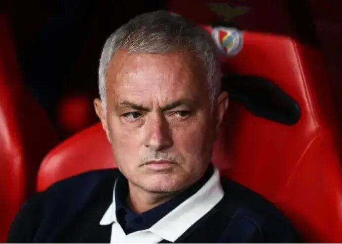 مورینیو پس از دو دهه به پرتغال برگشت